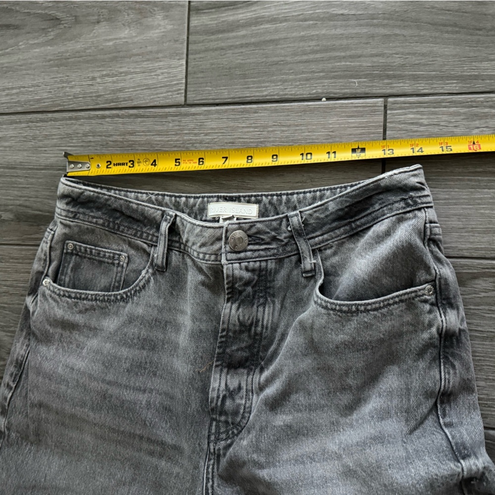 River Island|Gray high waisted,straight leg Jeans with raw hem•••size 12,staple - Picture 13 of 16